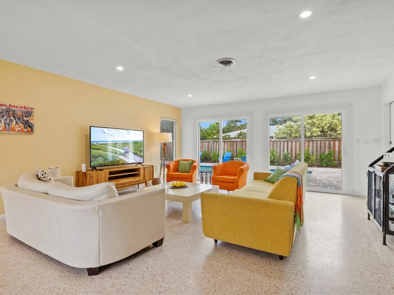 2473 DAVIS BLVD, SARASOTA, FL — photo 9