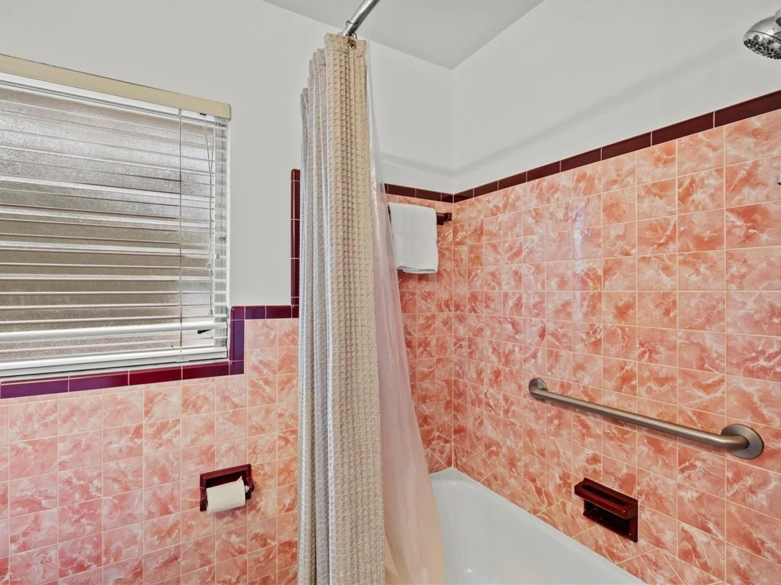 2473 DAVIS BLVD, SARASOTA, FL — photo 46