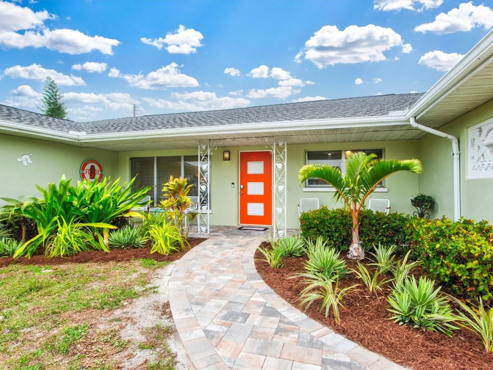 2473 DAVIS BLVD, SARASOTA, FL — photo 6