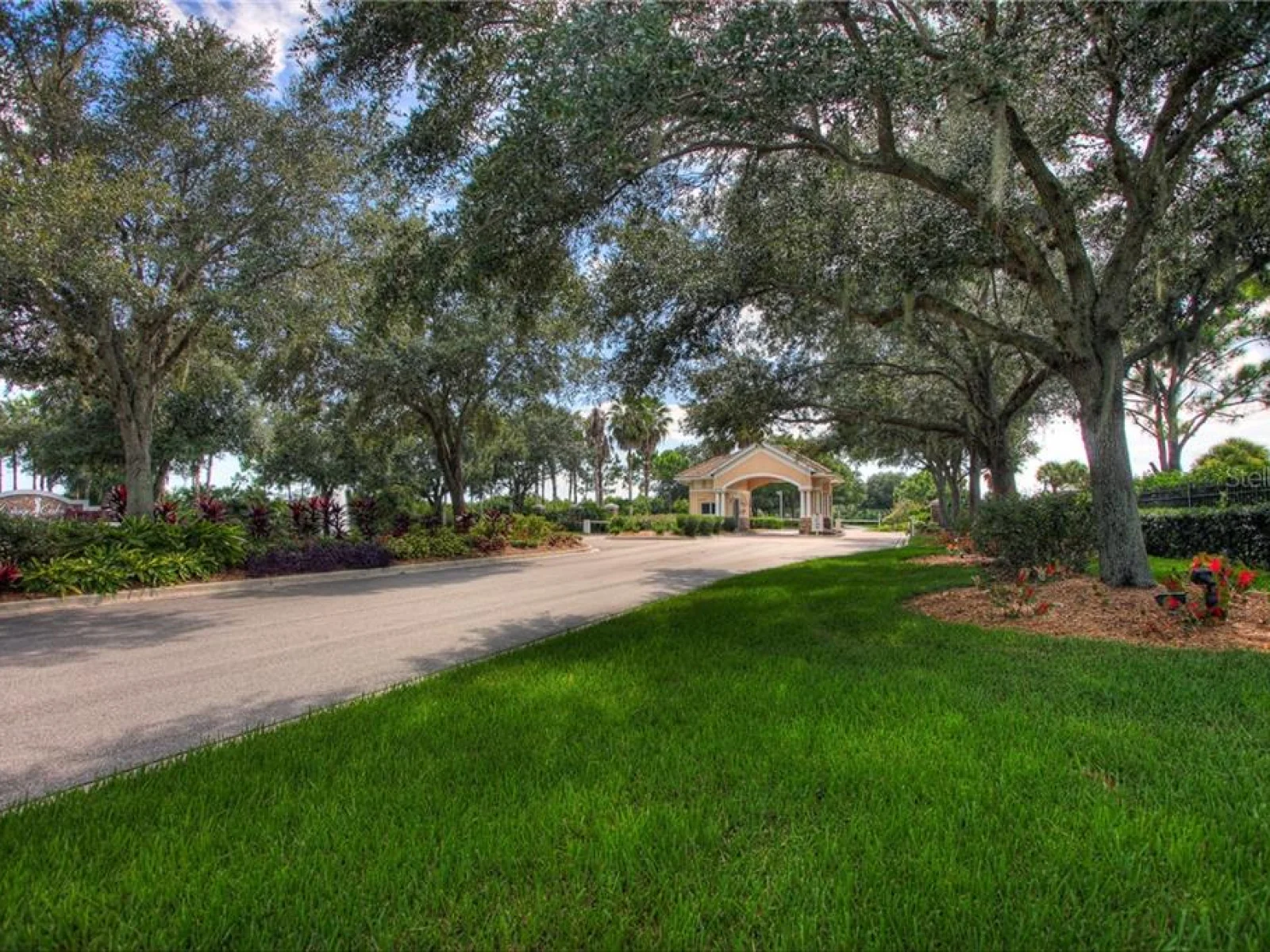 5330 HYLAND HILLS AVE #2321, SARASOTA, FL — photo 2