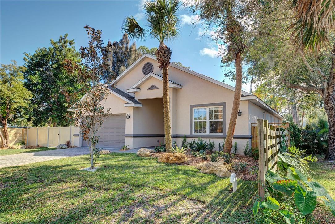 2330 BRADFORD ST, SARASOTA, FL — photo 3