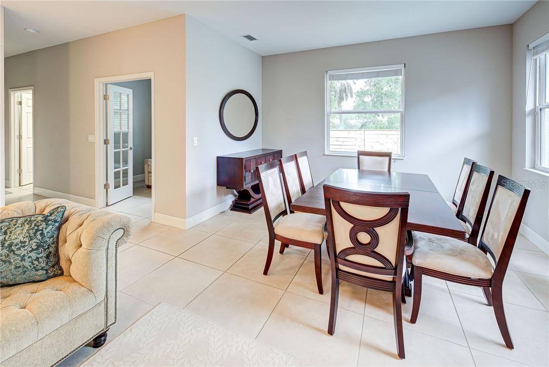 2330 BRADFORD ST, SARASOTA, FL — photo 23