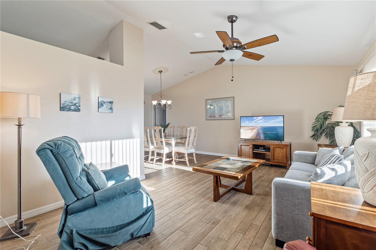6460 BLUEBERRY DR, ENGLEWOOD, FL — photo 17
