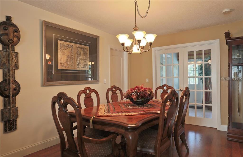 2929 MAYFLOWER ST, SARASOTA, FL — photo 5