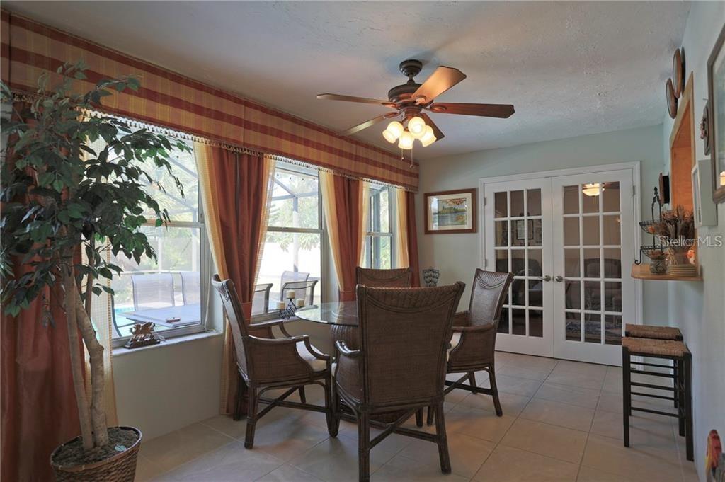 2929 MAYFLOWER ST, SARASOTA, FL — photo 12