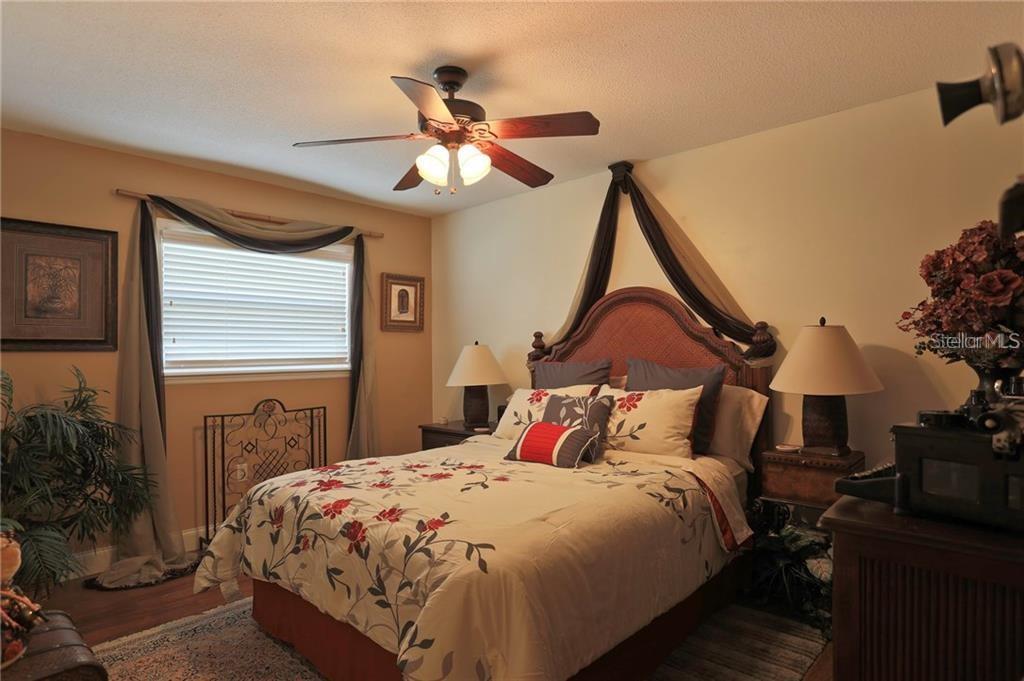 2929 MAYFLOWER ST, SARASOTA, FL — photo 14
