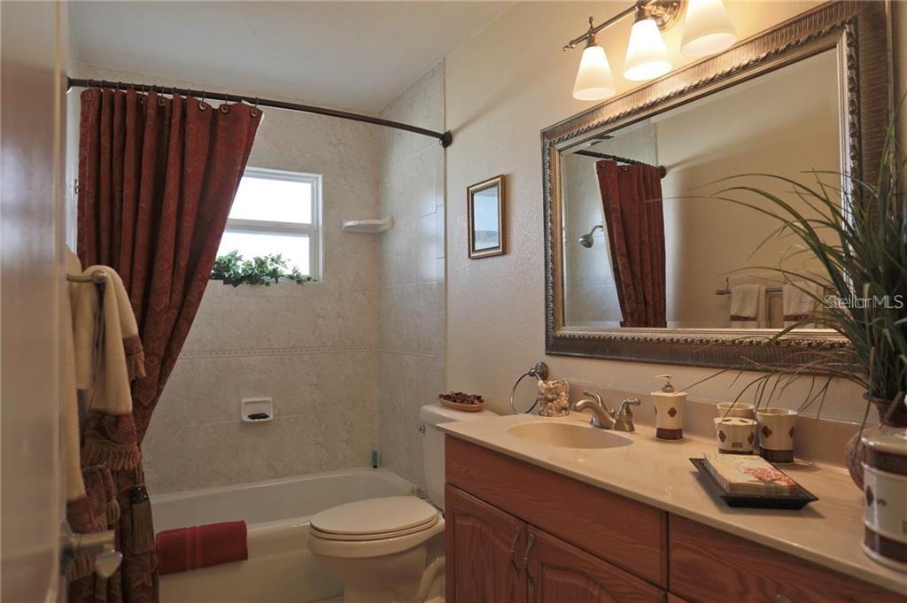 2929 MAYFLOWER ST, SARASOTA, FL — photo 15