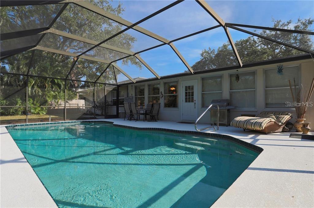 2929 MAYFLOWER ST, SARASOTA, FL — photo 18