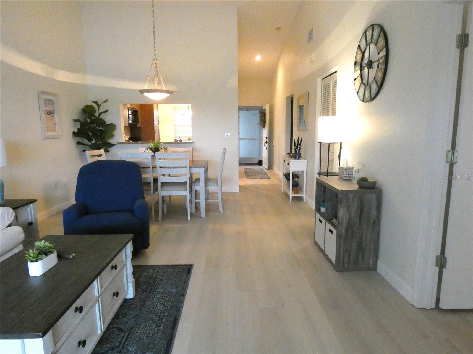 9300 CLUBSIDE CIR #1307, SARASOTA, FL — photo 10