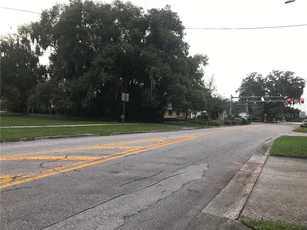 315 N SINCLAIR AVE, TAVARES, FL — photo 7