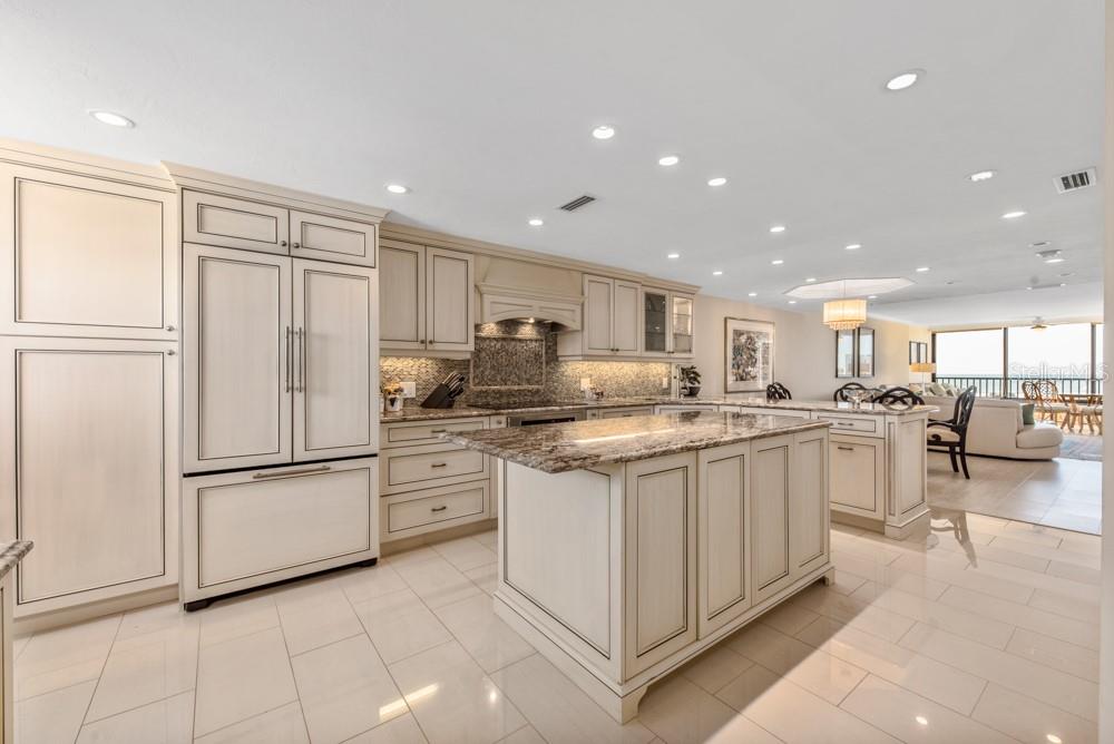 5770 MIDNIGHT PASS RD #605, SARASOTA, FL — photo 4