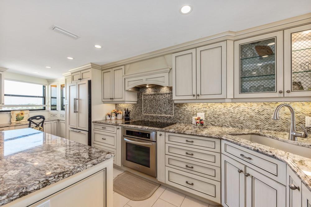 5770 MIDNIGHT PASS RD #605, SARASOTA, FL — photo 12