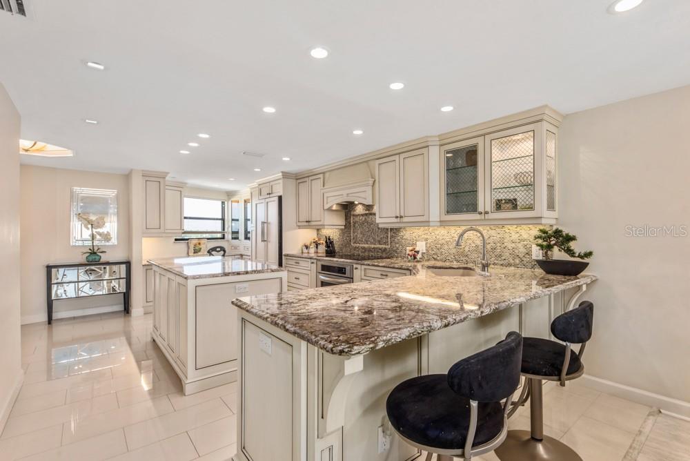 5770 MIDNIGHT PASS RD #605, SARASOTA, FL — photo 15