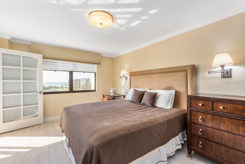 5770 MIDNIGHT PASS RD #605, SARASOTA, FL — photo 42