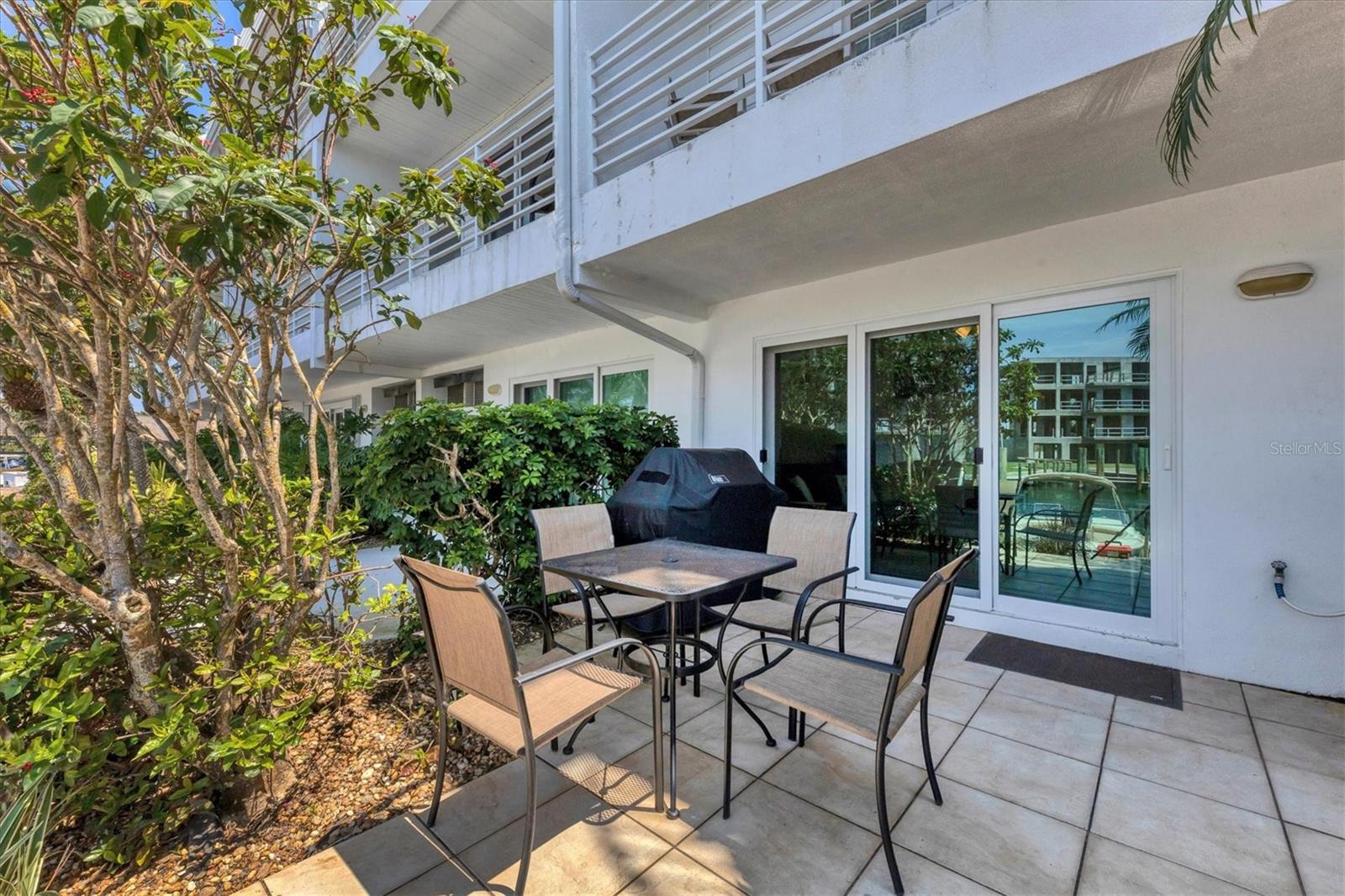8272 HARBORSIDE CIR, ENGLEWOOD, FL — photo 41