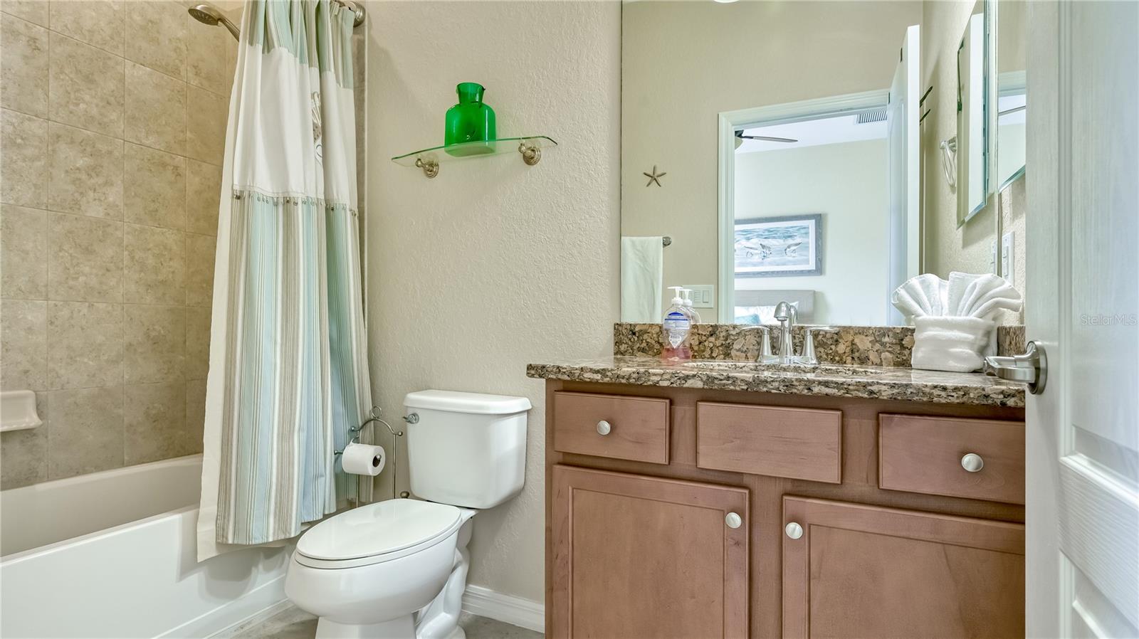 6888 WILLOWSHIRE WAY, BRADENTON, FL — photo 26