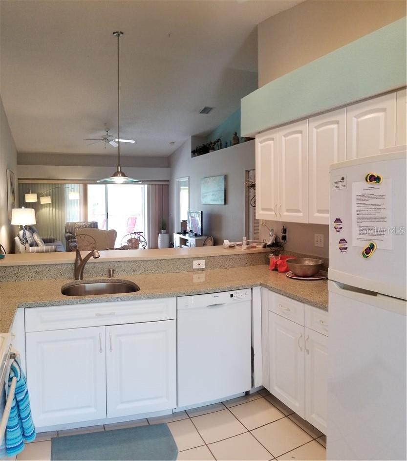8951 VERANDA WAY #625, SARASOTA, FL — photo 11
