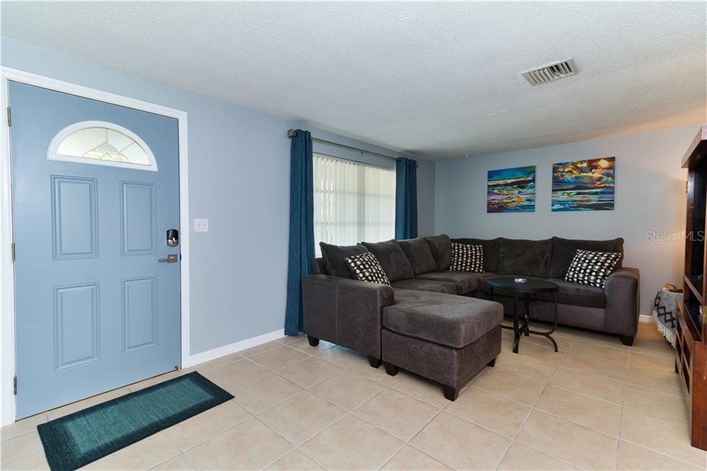 18289 WOLBRETTE CIR, PORT CHARLOTTE, FL — photo 9