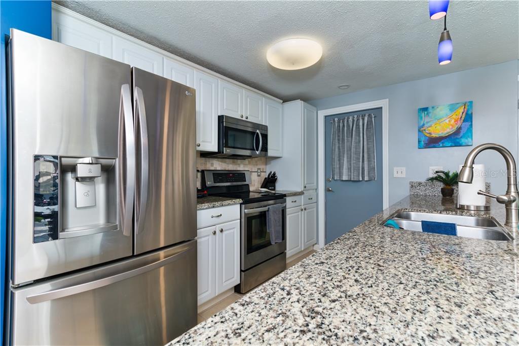 18289 WOLBRETTE CIR, PORT CHARLOTTE, FL — photo 11
