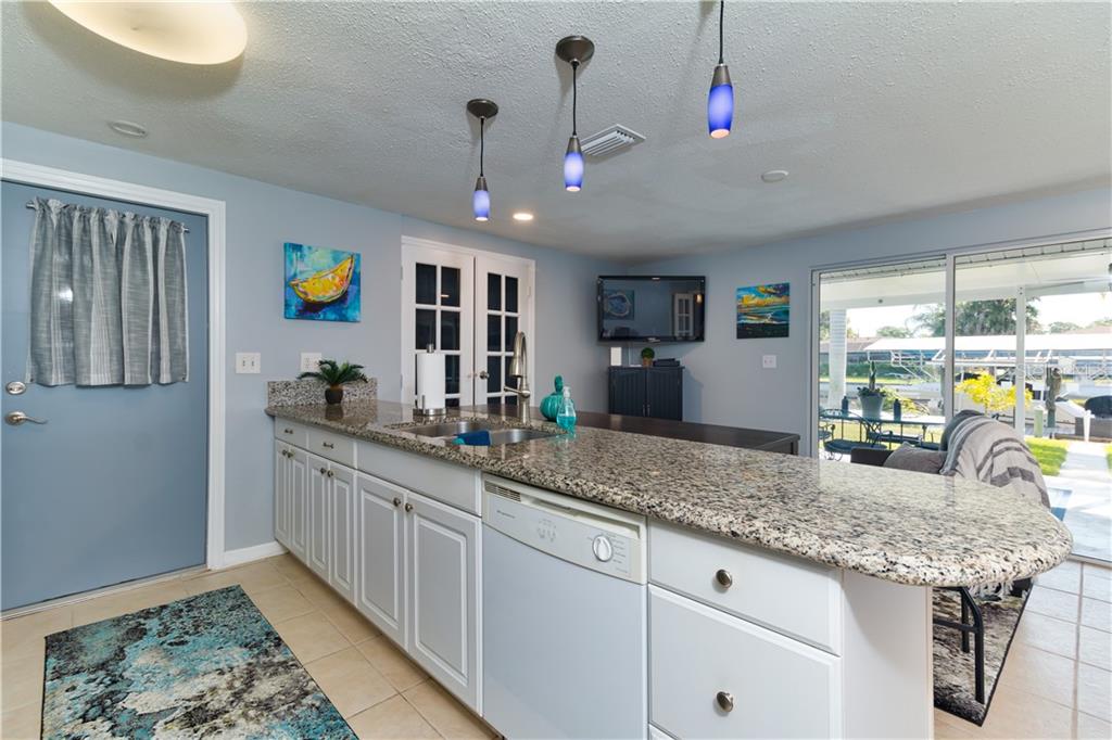 18289 WOLBRETTE CIR, PORT CHARLOTTE, FL — photo 12