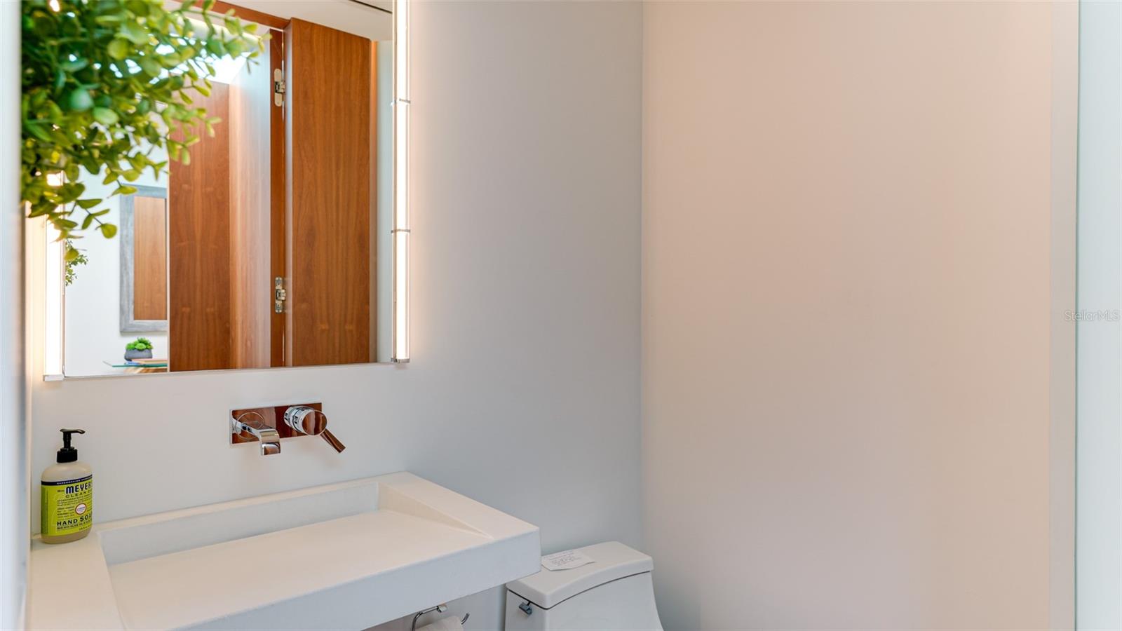 455 LONGBOAT CLUB RD #PH1, LONGBOAT KEY, FL — photo 44