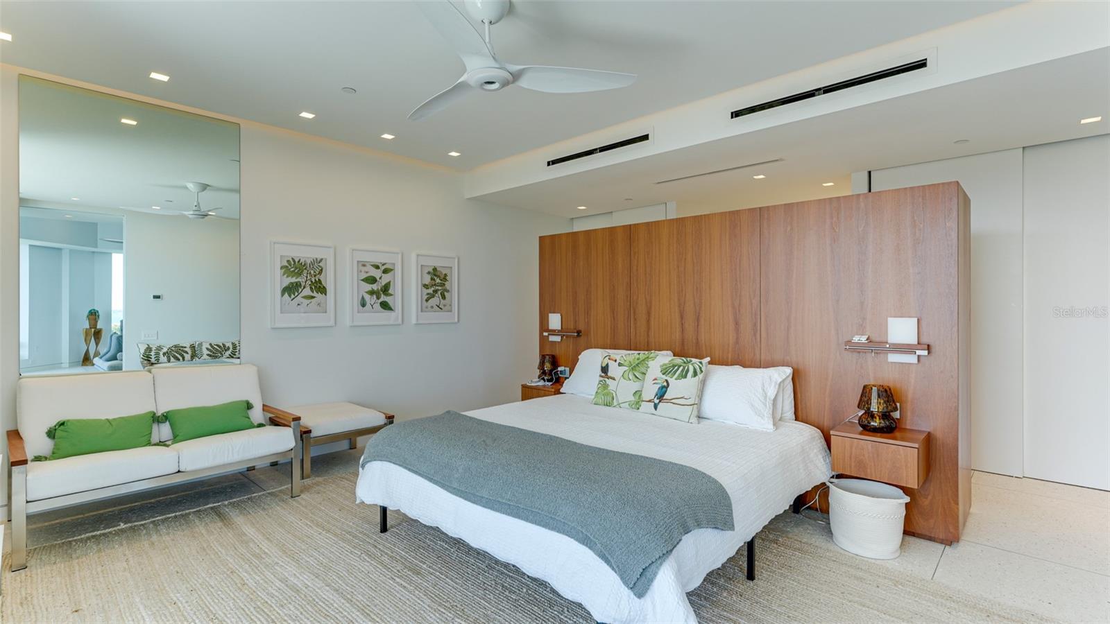 455 LONGBOAT CLUB RD #PH1, LONGBOAT KEY, FL — photo 48