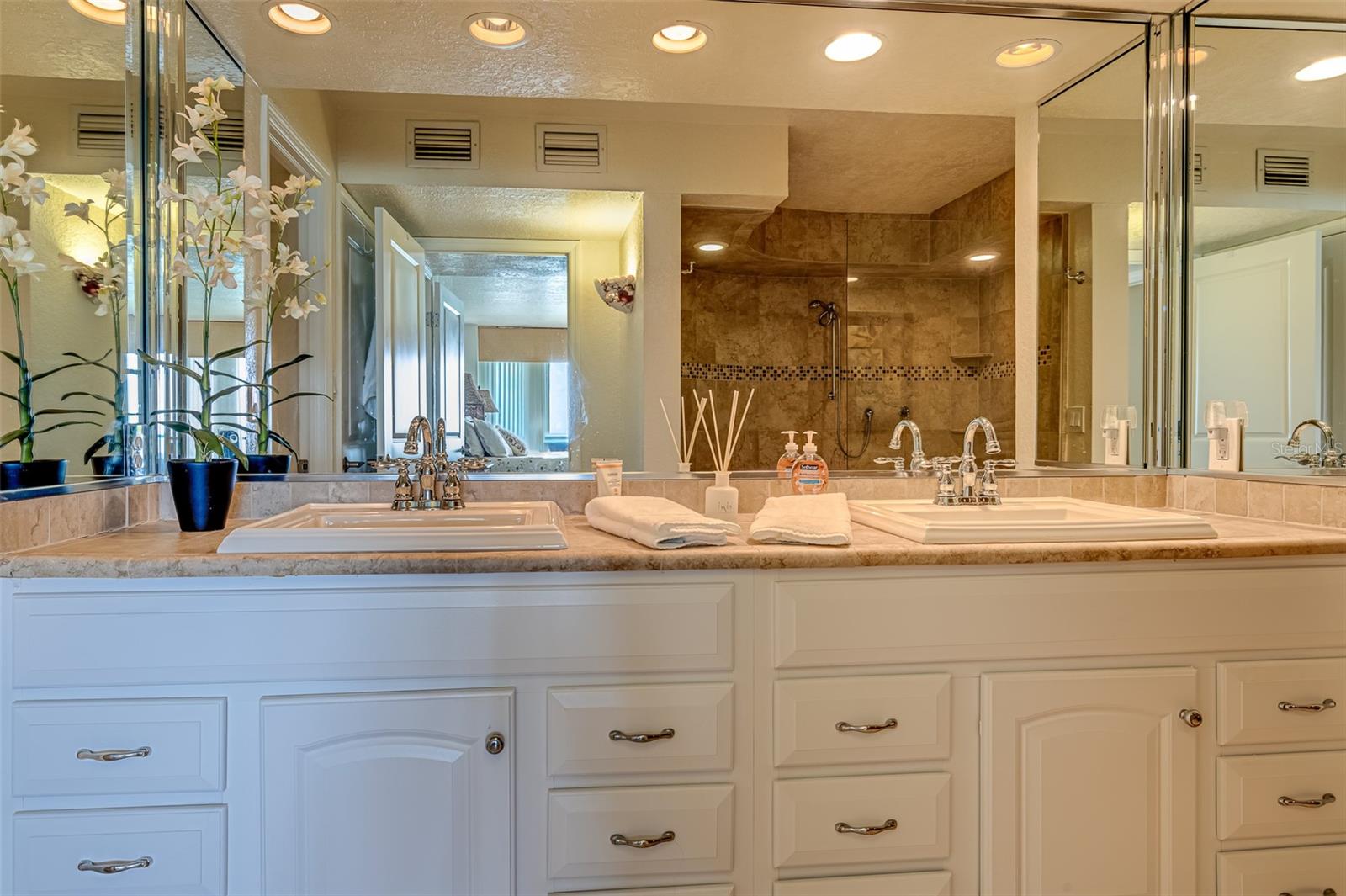 450 S GULFVIEW BLVD #1702, CLEARWATER, FL — photo 86