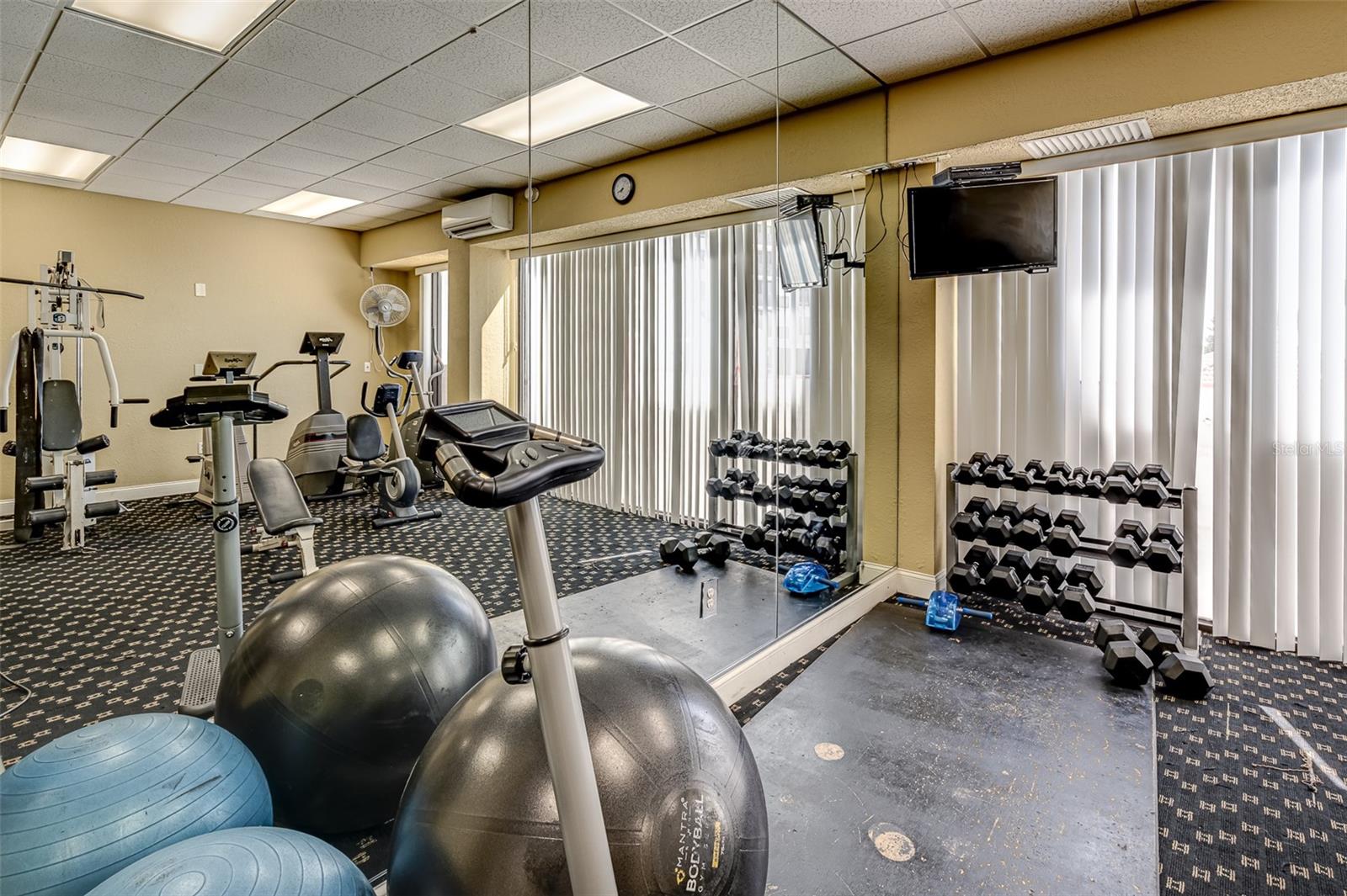 450 S GULFVIEW BLVD #1702, CLEARWATER, FL — photo 131