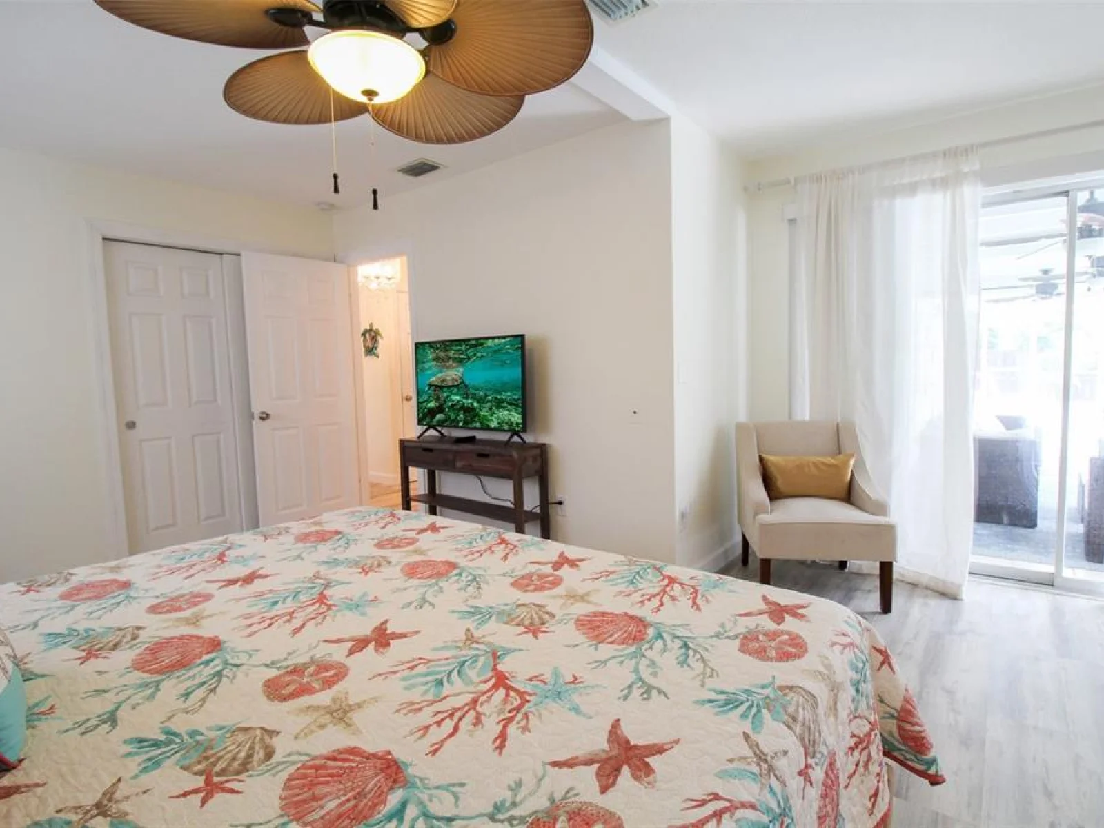 2232 PINE TER, SARASOTA, FL — photo 23