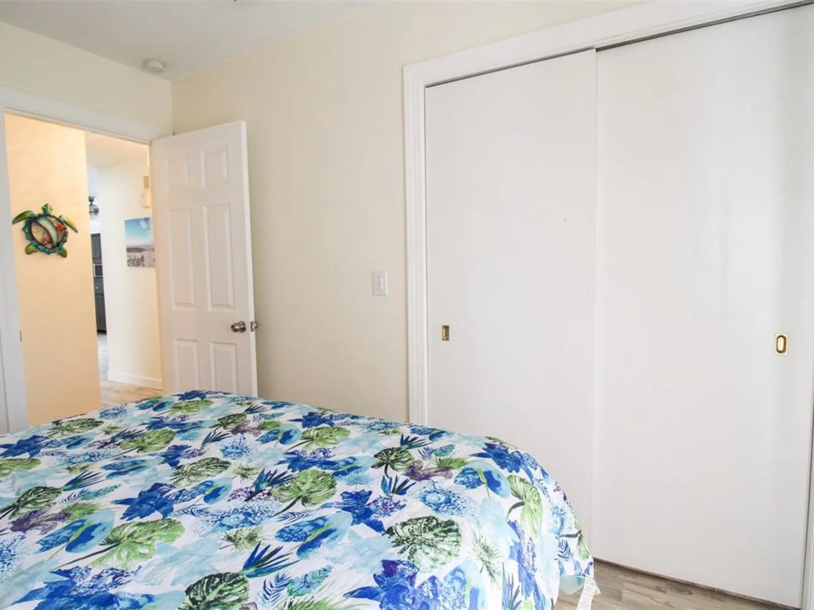 2232 PINE TER, SARASOTA, FL — photo 33