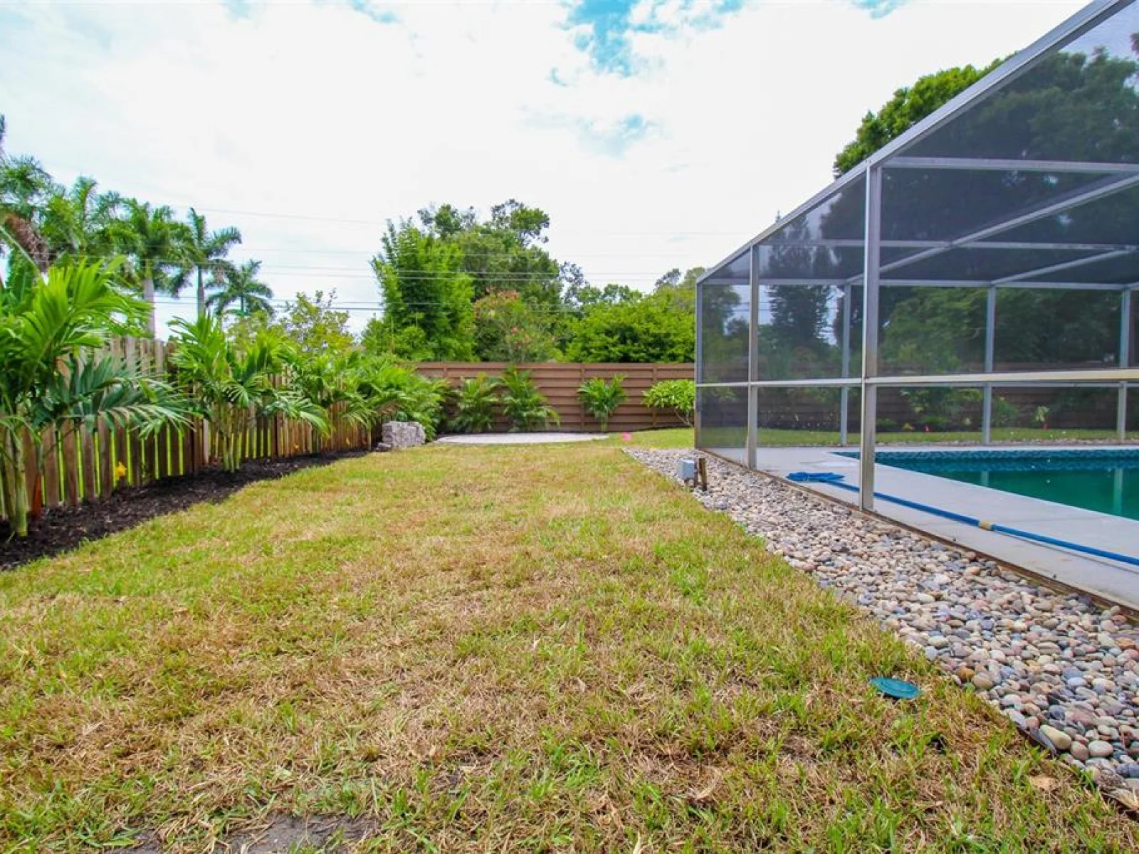 2232 PINE TER, SARASOTA, FL — photo 47