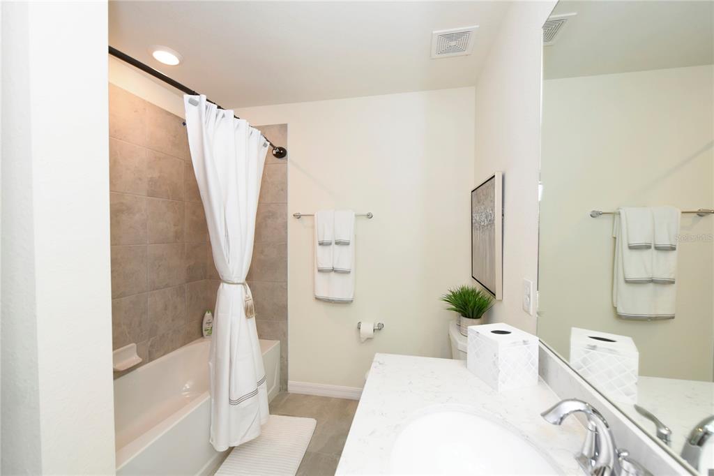 17810 GAWTHROP ST #101, LAKEWOOD RANCH, FL — photo 22