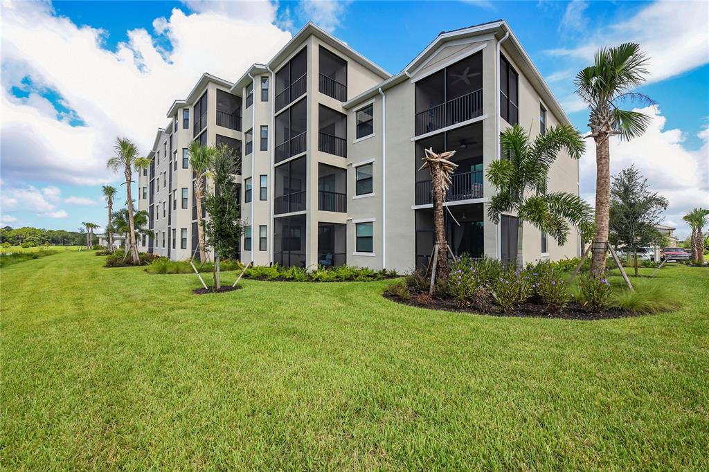 17810 GAWTHROP ST #101, LAKEWOOD RANCH, FL — photo 31