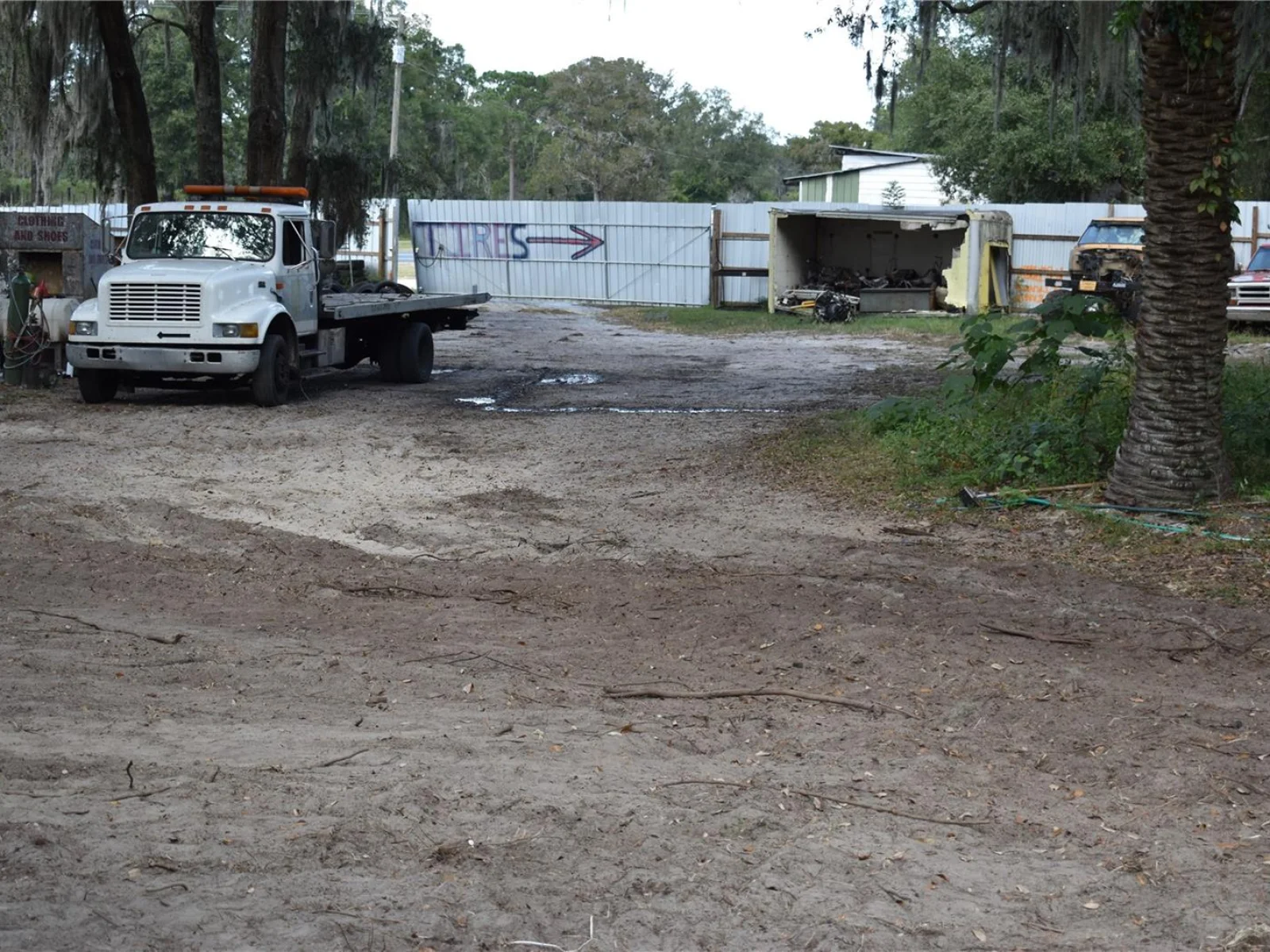 15551 N US HIGHWAY 301, CITRA, FL — photo 16