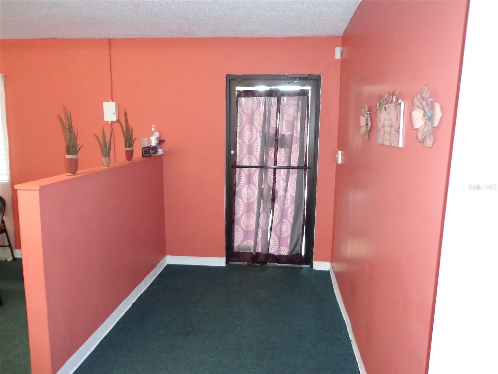 1904 W WATERS AVE, TAMPA, FL — photo 5