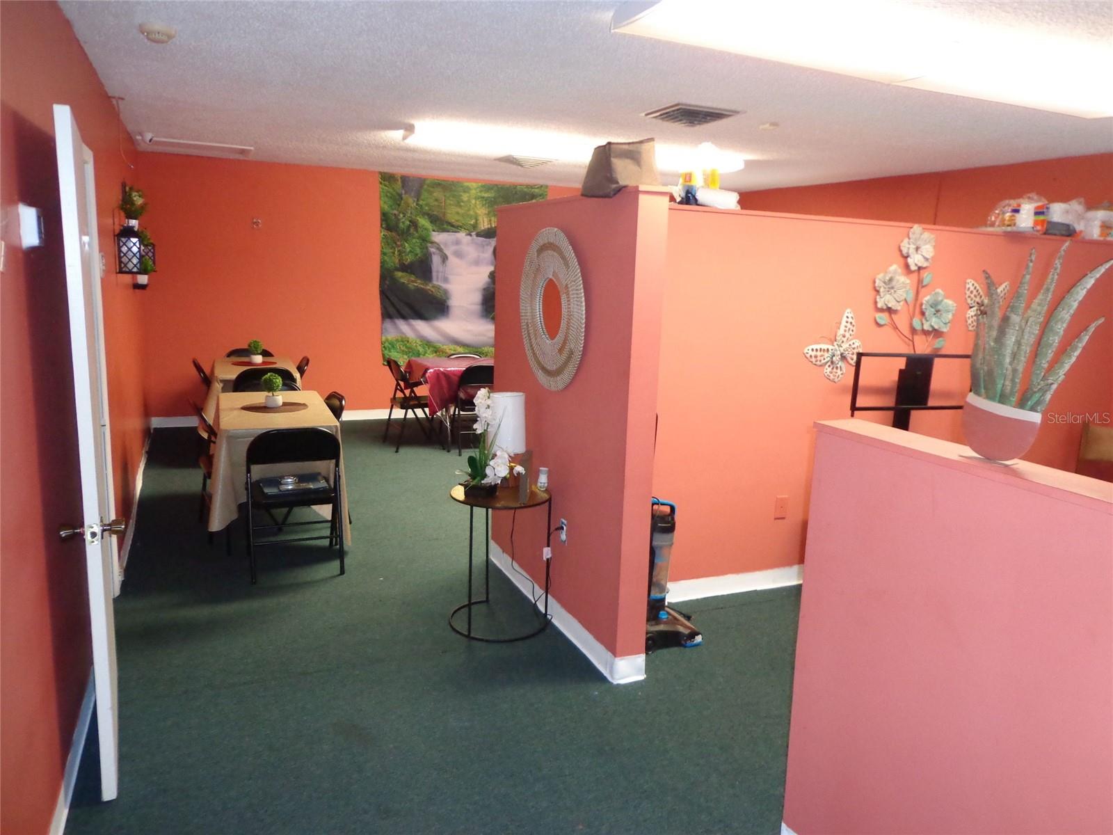 1904 W WATERS AVE, TAMPA, FL — photo 6