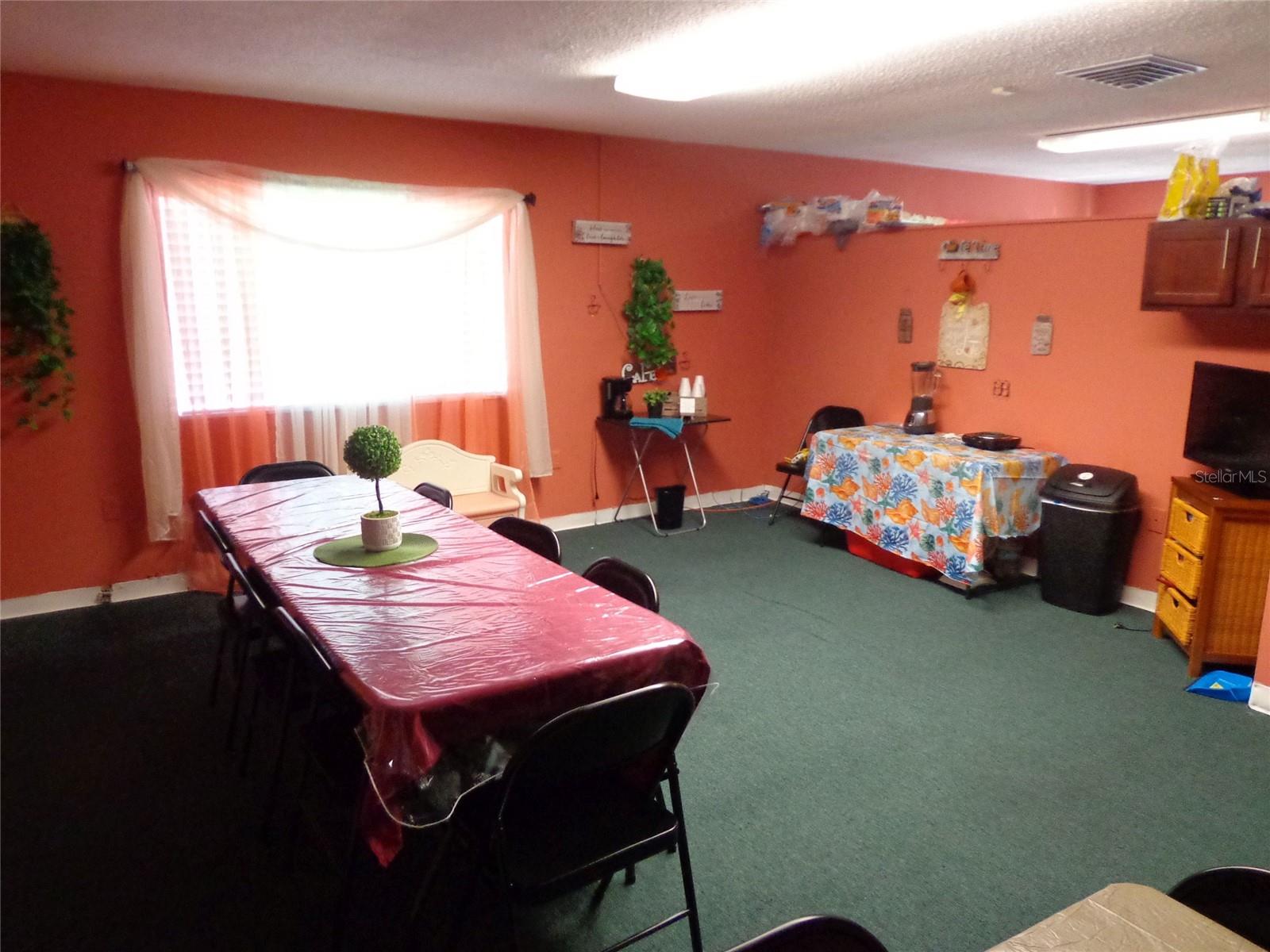 1904 W WATERS AVE, TAMPA, FL — photo 9
