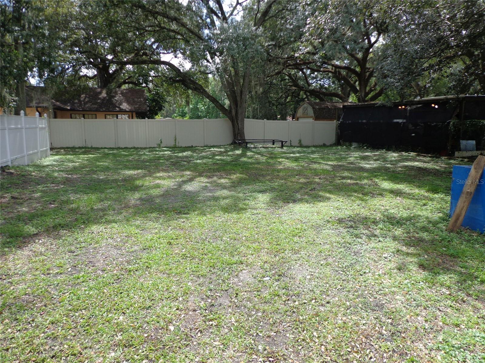 1904 W WATERS AVE, TAMPA, FL — photo 15