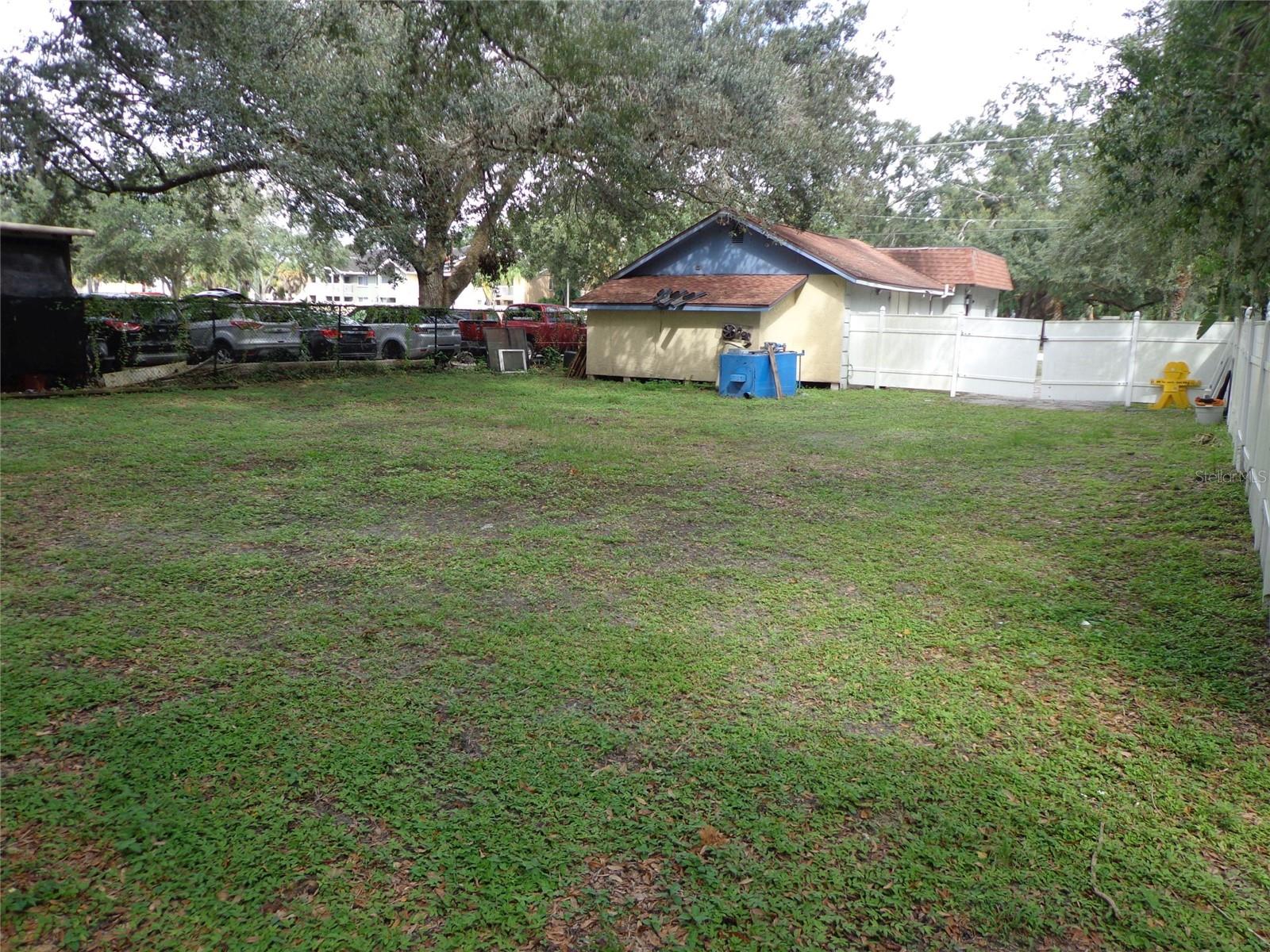 1904 W WATERS AVE, TAMPA, FL — photo 16