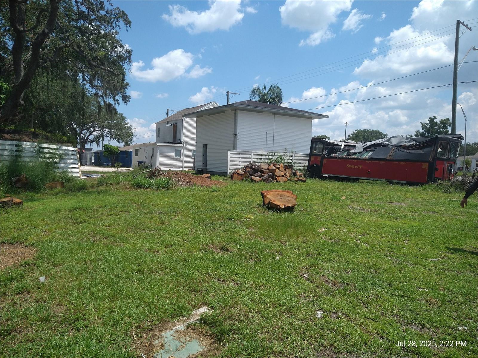 909 and 911 WEST HILLSBOROUGH AVE, TAMPA, FL — photo 2