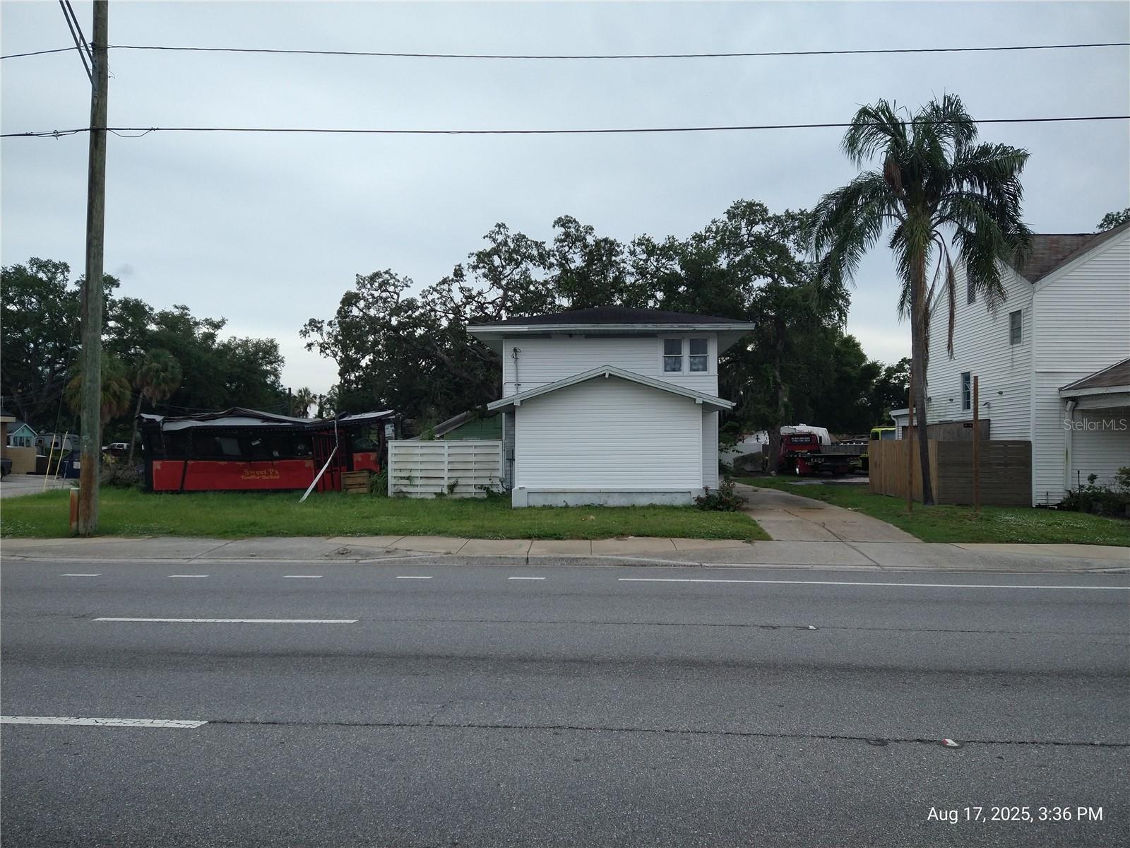 909 and 911 WEST HILLSBOROUGH AVE, TAMPA, FL — photo 3