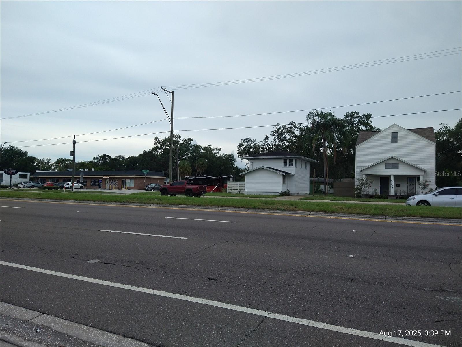 909 and 911 WEST HILLSBOROUGH AVE, TAMPA, FL — photo 5