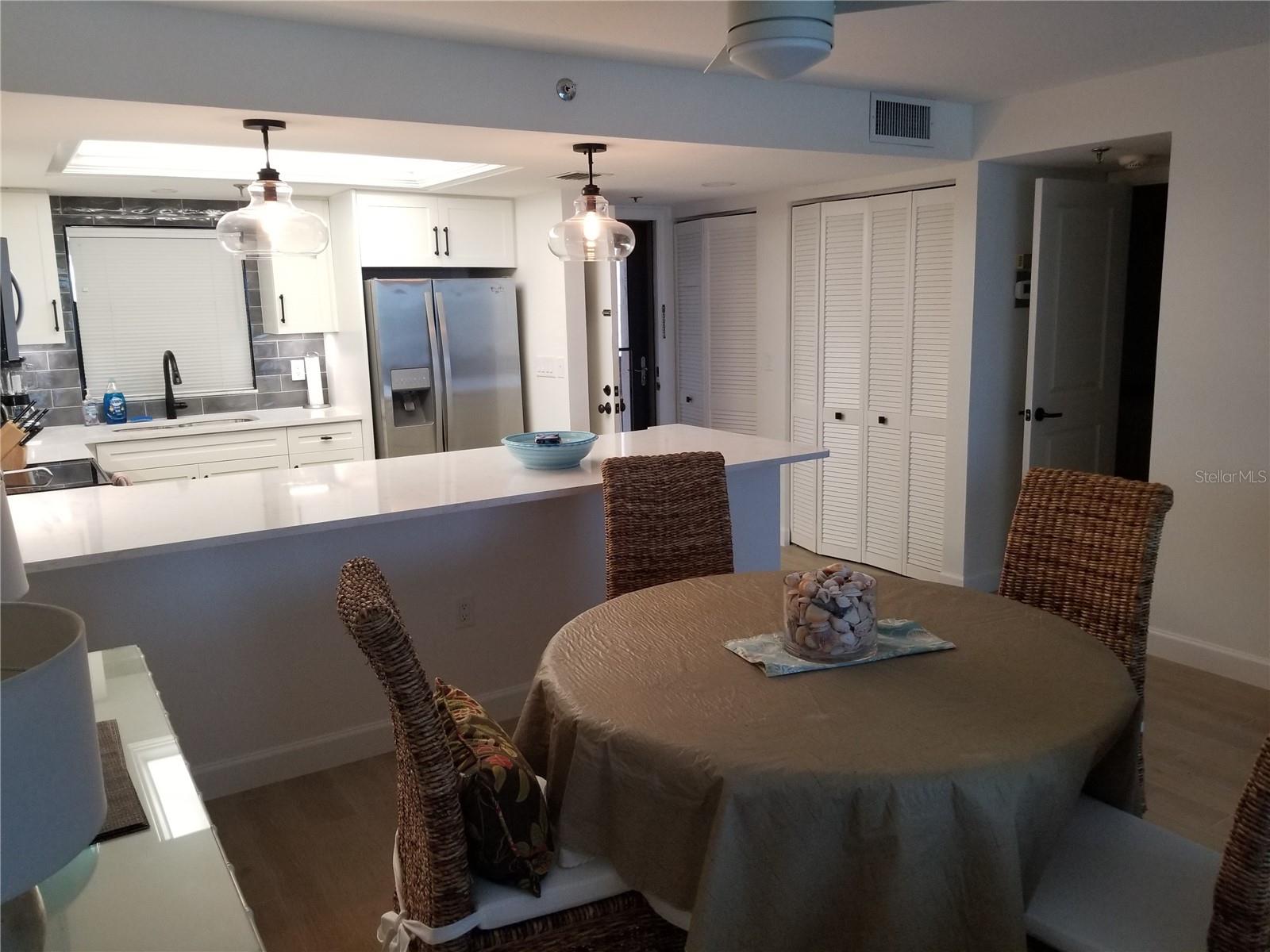 1001 BENJAMIN FRANKLIN DR #505, SARASOTA, FL — photo 9