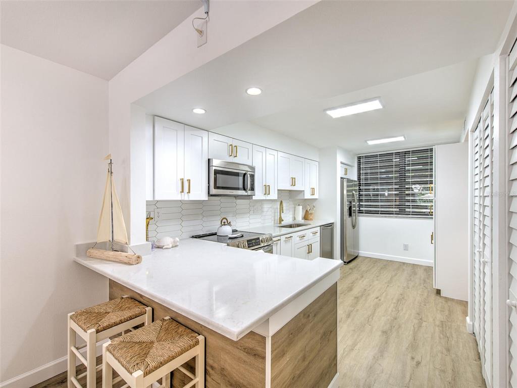 517 BAYPORT WAY #517, LONGBOAT KEY, FL — photo 16