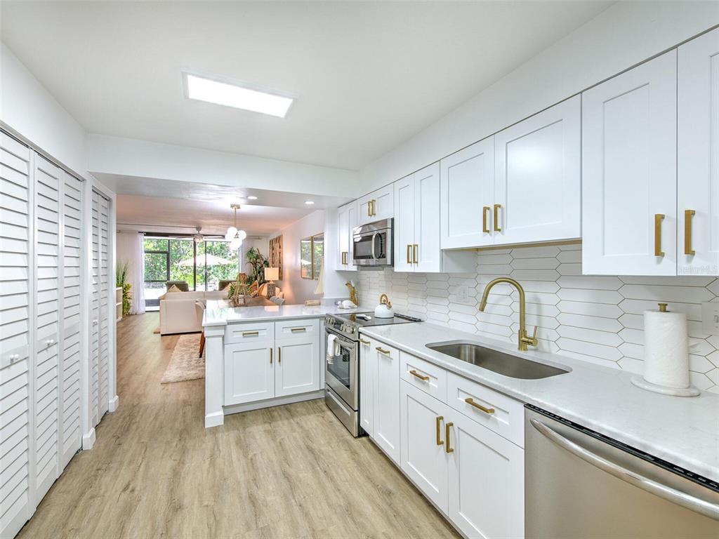 517 BAYPORT WAY #517, LONGBOAT KEY, FL — photo 19