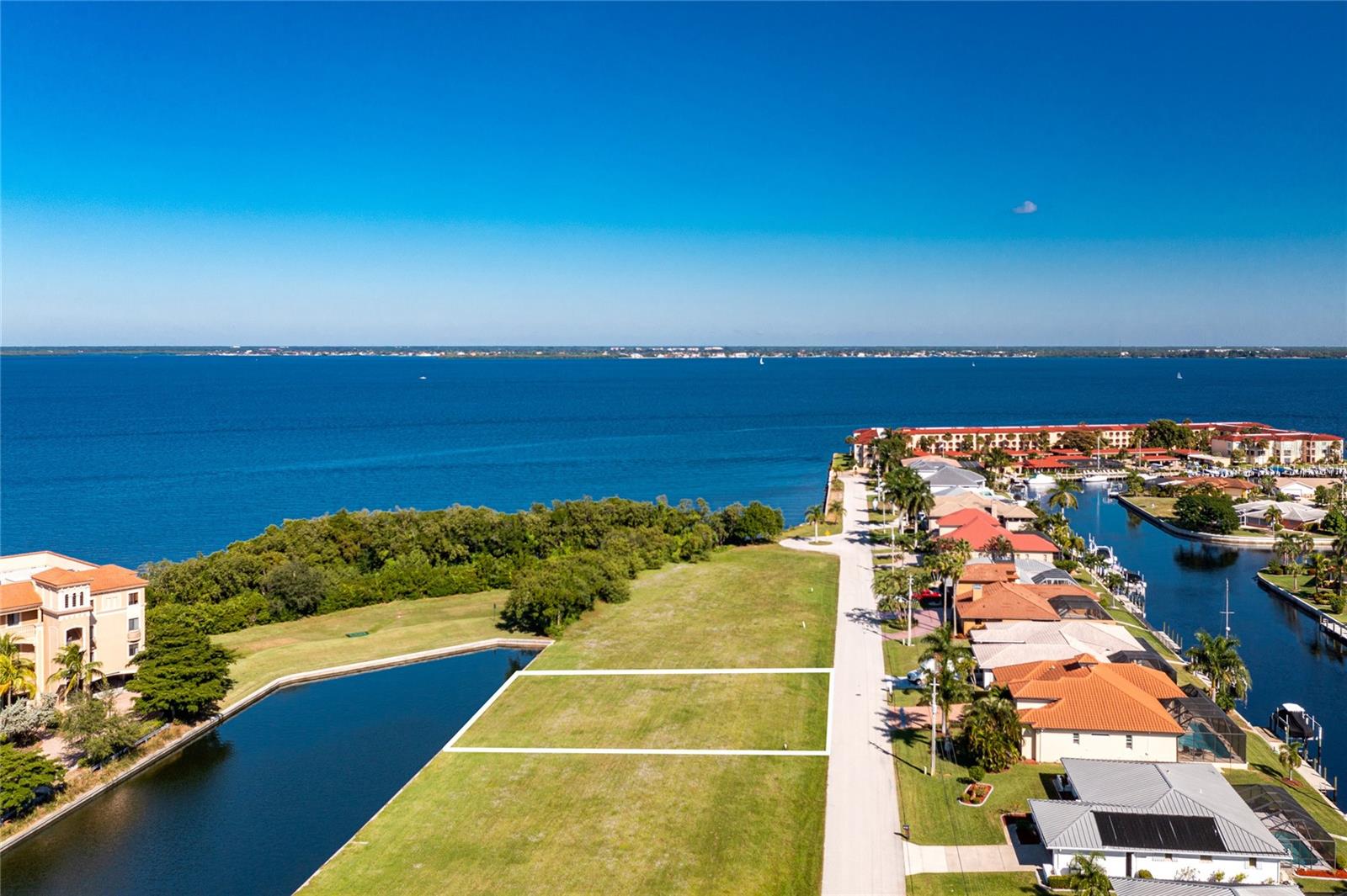 65 COLONY POINT DR, PUNTA GORDA, FL — photo 10