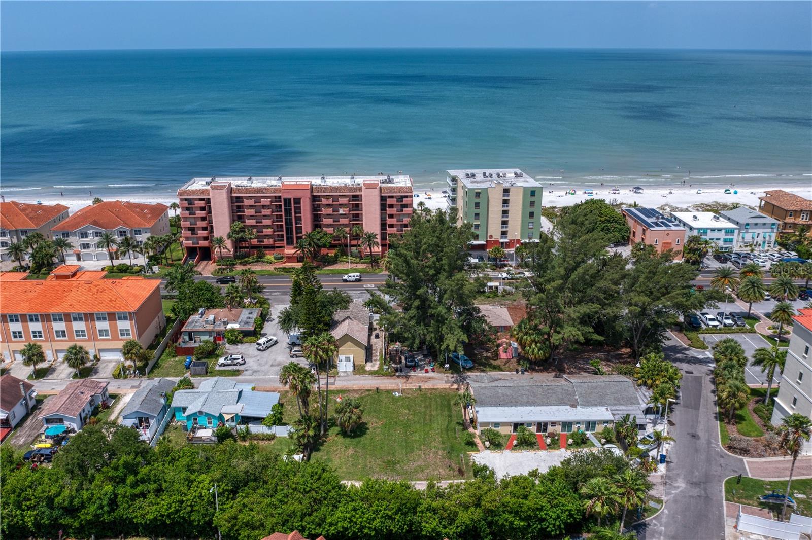 WHISPERING PINES DR, INDIAN SHORES, FL — photo 23