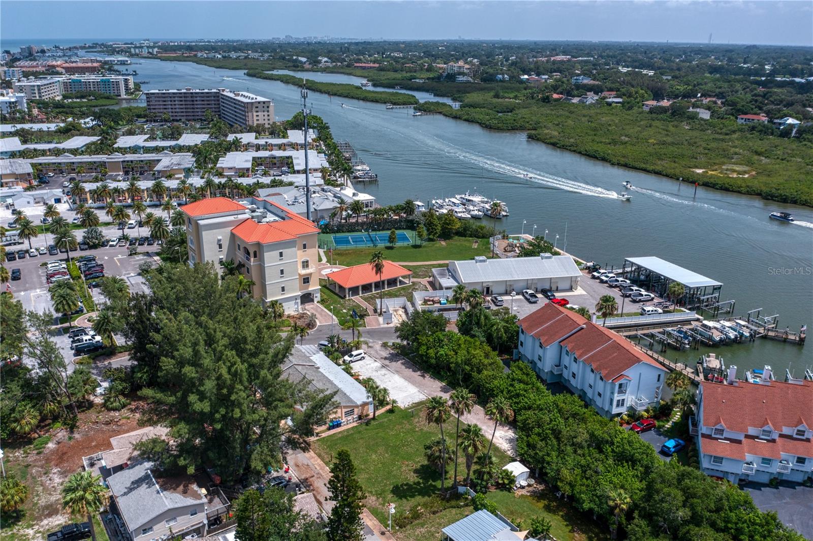 WHISPERING PINES DR, INDIAN SHORES, FL — photo 24