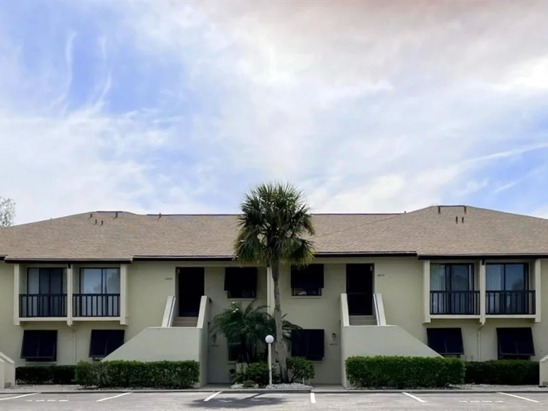 4648 LONGWATER CHASE #99, SARASOTA, FL