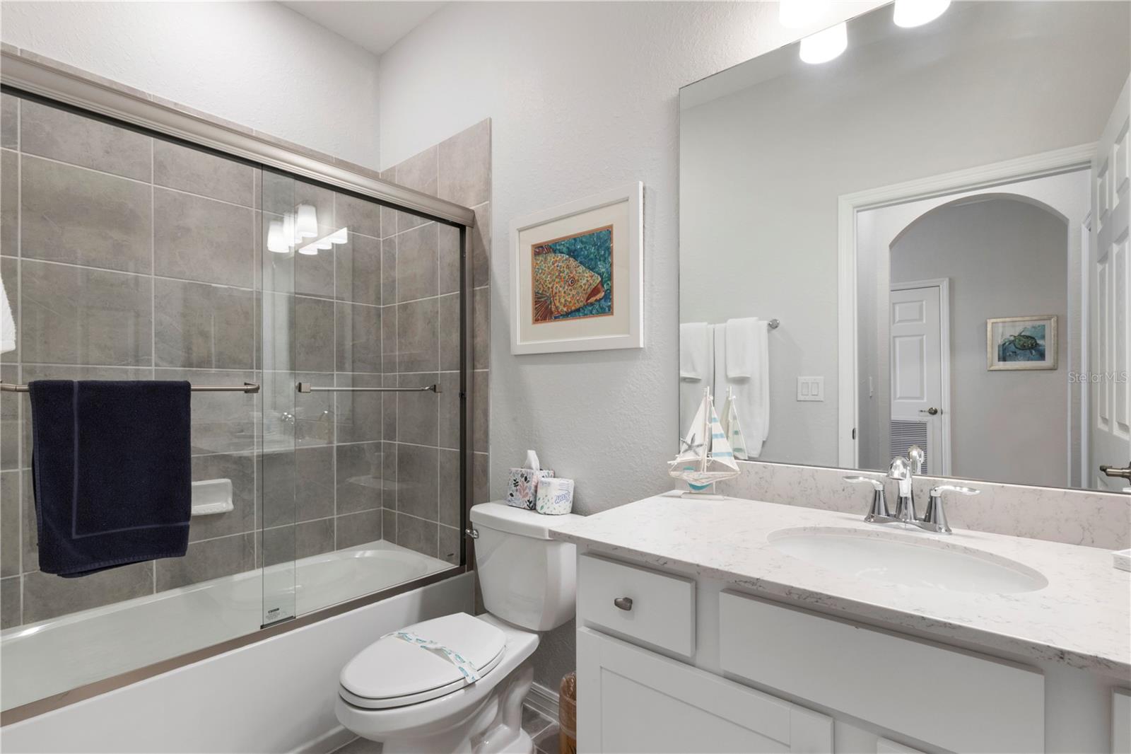 18008 GAWTHROP DR #402, LAKEWOOD RANCH, FL — photo 24